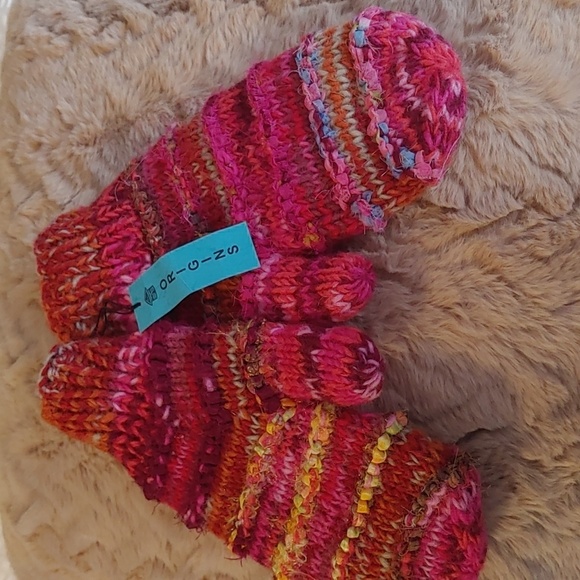 NEW Origins 100% Wool Multicoloured Bohemian Lined Mittens - Picture 2 of 7